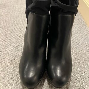 Guess size 10 stiletto booties